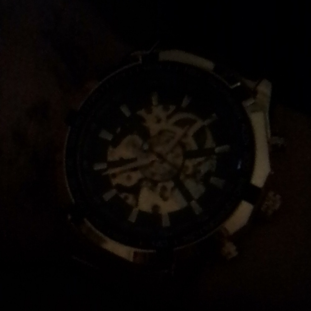 Watch - Picture 3 of 3